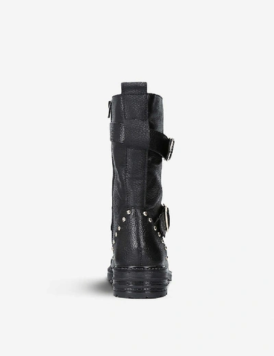 Sting leather boots