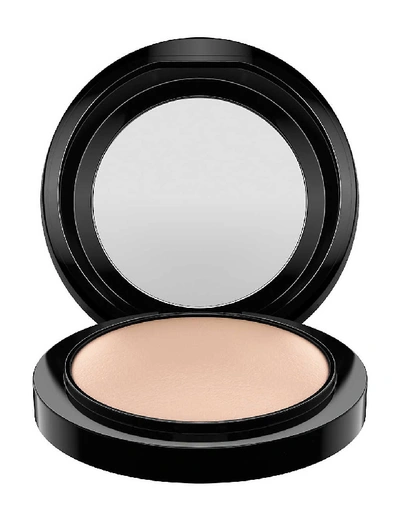 Shop Mac Mineralize Skinfinish Natural Face Powder 10g In Medium