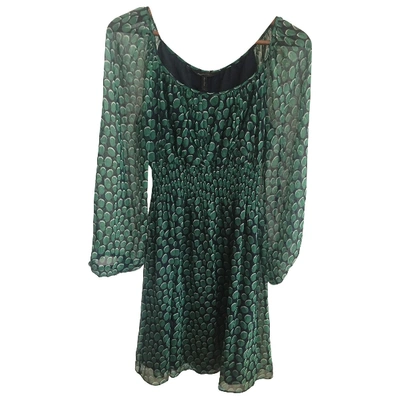Pre-owned Bcbg Max Azria Silk Mid-length Dress In Green