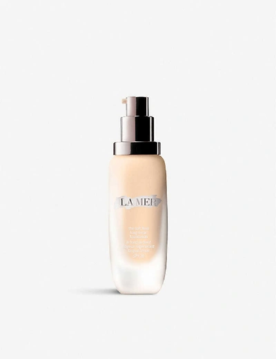 Shop La Mer Soft Fluid Long Wear Foundation Spf20 30ml In Warm Cameo