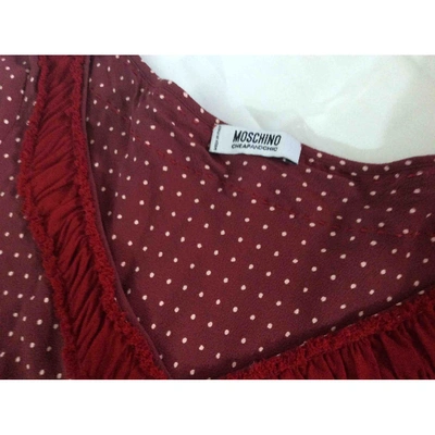 Pre-owned Moschino Cheap And Chic Silk Mid-length Dress In Burgundy