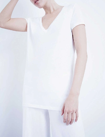 Shop Skin Women's White V-neck Easy Pima-cotton T-shirt, Size: Xs