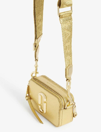Shop Marc Jacobs Snapshot Metallic Leather Cross-body Bag In Gold