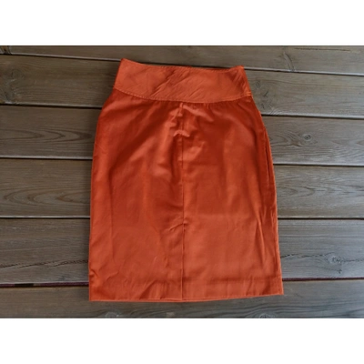 Pre-owned Tara Jarmon Mid-length Skirt In Orange