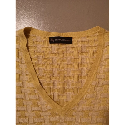 Pre-owned Burberry Pull In Yellow