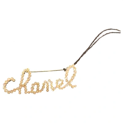 Pre-owned Chanel Metal Pins & Brooches