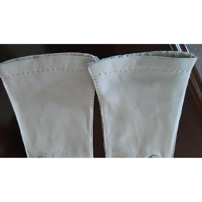 Pre-owned Prada White Ostrich Gloves