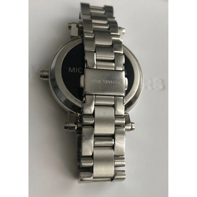 Pre-owned Michael Kors Watch In Silver