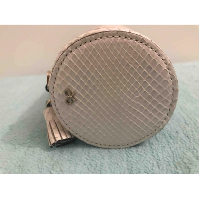 Pre-owned Anya Hindmarch Leather Purse In White