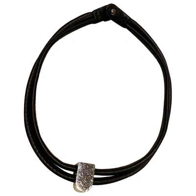 Pre-owned Delvaux Leather Necklace In Black