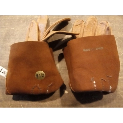 Pre-owned Alaïa Leather Gloves In Camel