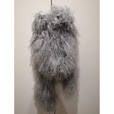 Pre-owned Charlotte Simone Grey Shearling Scarf