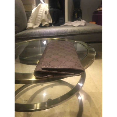 Pre-owned Gucci Leather Purse In Purple