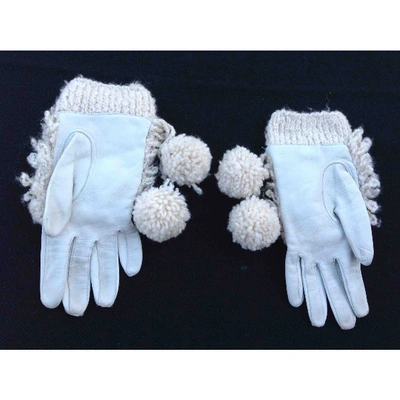 Pre-owned Maison Fabre Leather Gloves In Ecru