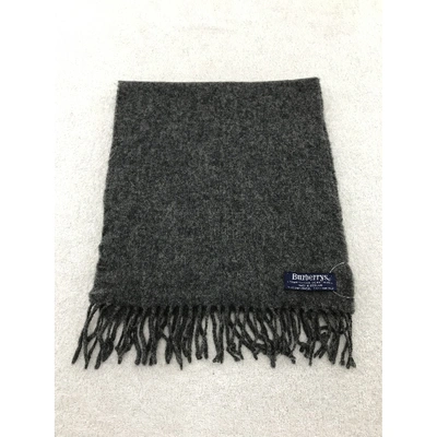 BURBERRY Pre-owned Wool Scarf In Gray