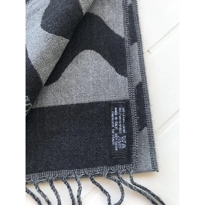 Pre-owned Giorgio Armani Wool Scarf In Grey