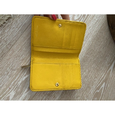 Pre-owned Marc Jacobs Leather Wallet In Yellow