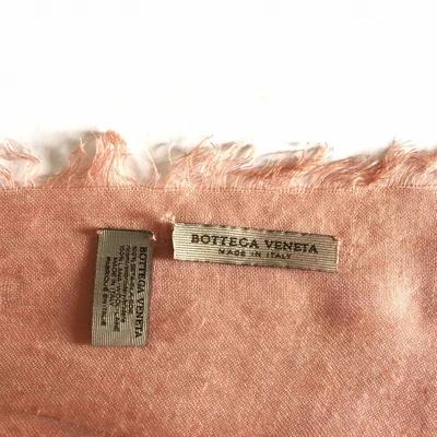 Pre-owned Bottega Veneta Silk Stole In Pink