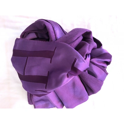 Pre-owned Carolina Herrera Silk Stole In Purple