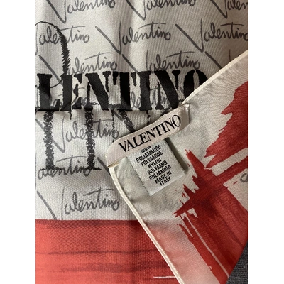 Pre-owned Valentino Garavani Multicolour Silk Handkerchief
