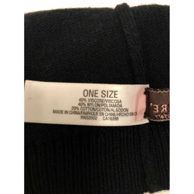 Pre-owned Juicy Couture Beanie In Black
