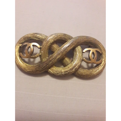 Pre-owned Chanel Gold Metal Pins & Brooches