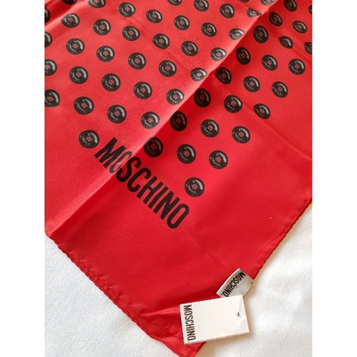Pre-owned Moschino Silk Scarf In Red