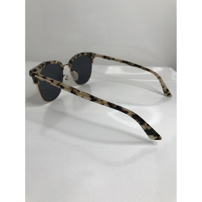 Pre-owned Alexander Mcqueen Beige Metal Sunglasses