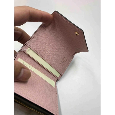 Pre-owned Louis Vuitton Leather Purse In Pink
