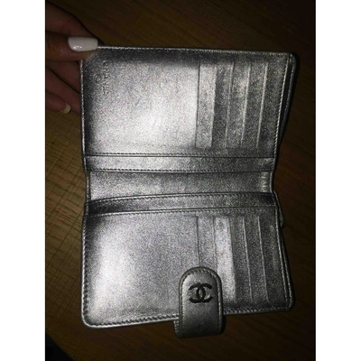 Pre-owned Chanel Timeless Leather Card Wallet In Silver