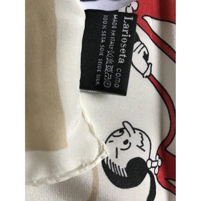 Pre-owned Moschino Silk Neckerchief In Beige