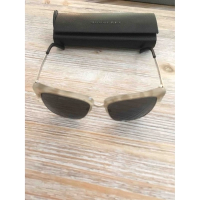 Pre-owned Burberry Beige Metal Sunglasses