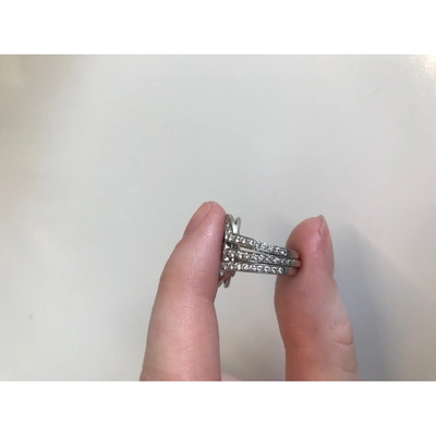 Pre-owned Boucheron Ava White Gold Ring In Silver