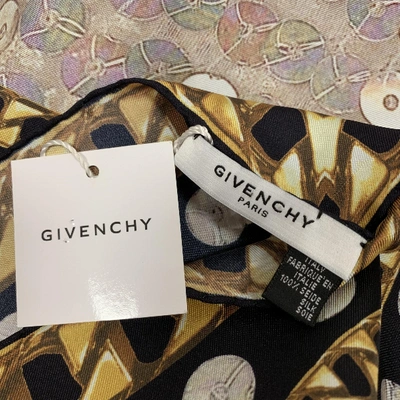 Pre-owned Givenchy Silk Neckerchief In Multicolour