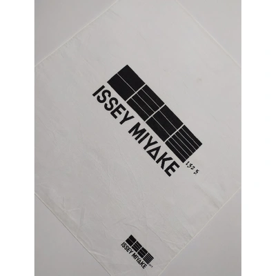 Pre-owned Issey Miyake Silk Handkerchief In White