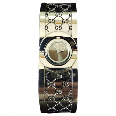 Pre-owned Gucci Twirl Silver Steel Watch