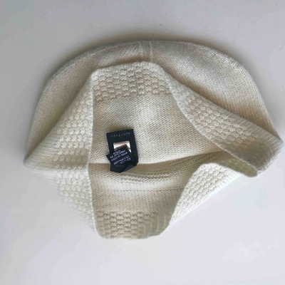 Pre-owned Fendi Wool Beanie In Beige