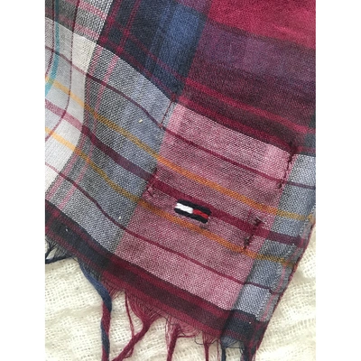 Pre-owned Tommy Hilfiger Scarf In Multicolour