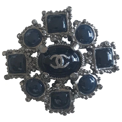 Pre-owned Chanel Blue Metal Pins & Brooches