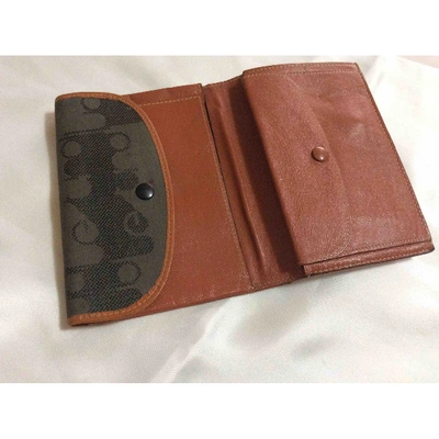 Pre-owned Valextra Cloth Wallet In Green