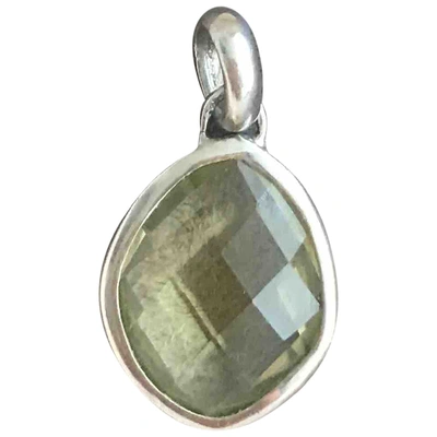 Pre-owned Monica Vinader Silver Pendant In Green