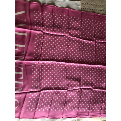 Pre-owned Valentino Garavani Pink Silk Silk Handkerchief