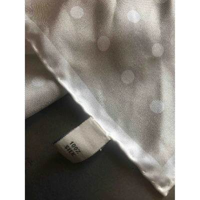 Pre-owned Burberry Silk Neckerchief In Grey