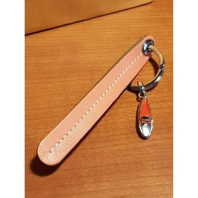 Pre-owned Tod's Leather Key Ring In Beige