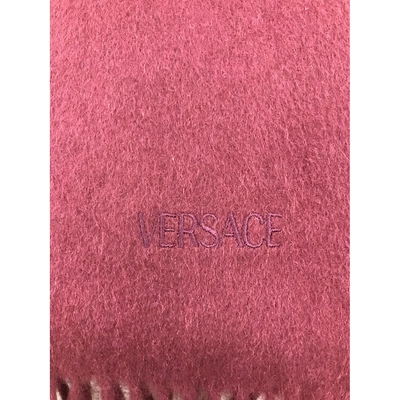 Pre-owned Versace Cashmere Scarf In Red