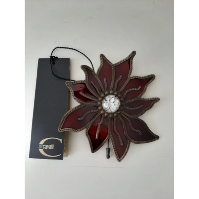 Pre-owned Just Cavalli Pin & Brooche In Burgundy