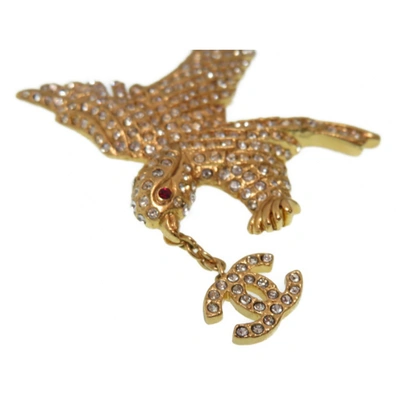 Pre-owned Chanel Gold Metal Pins & Brooches