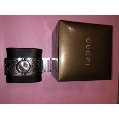 Pre-owned Gucci Twirl Watch In Silver