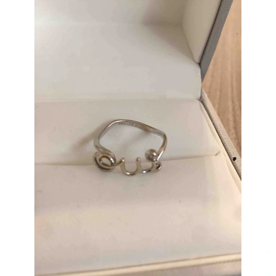 Pre-owned Dior Oui White Gold Ring In Silver