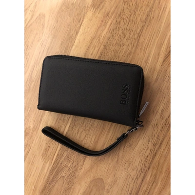 Pre-owned Hugo Boss Purse In Black